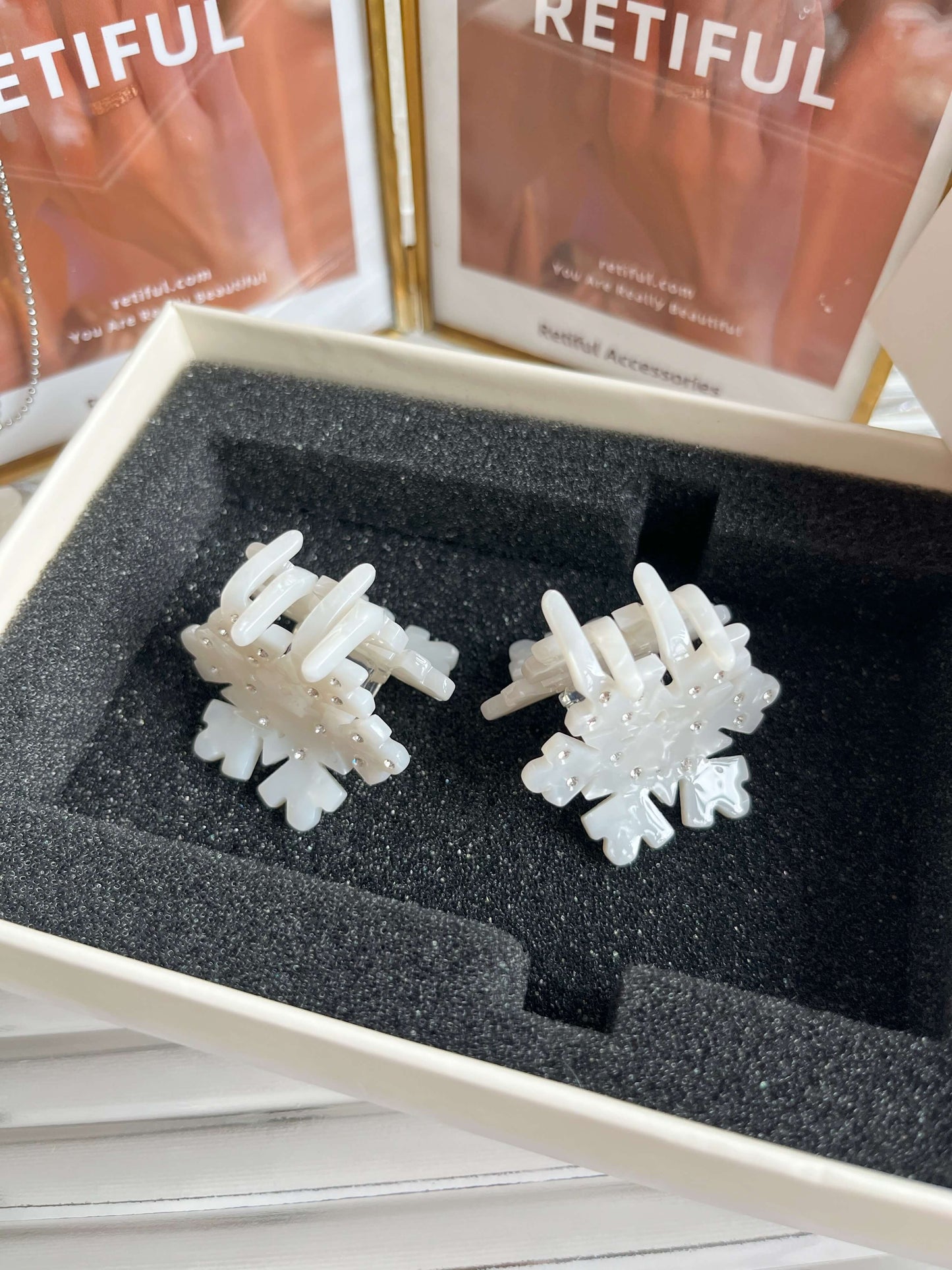 Mini Snowflake Claw Set