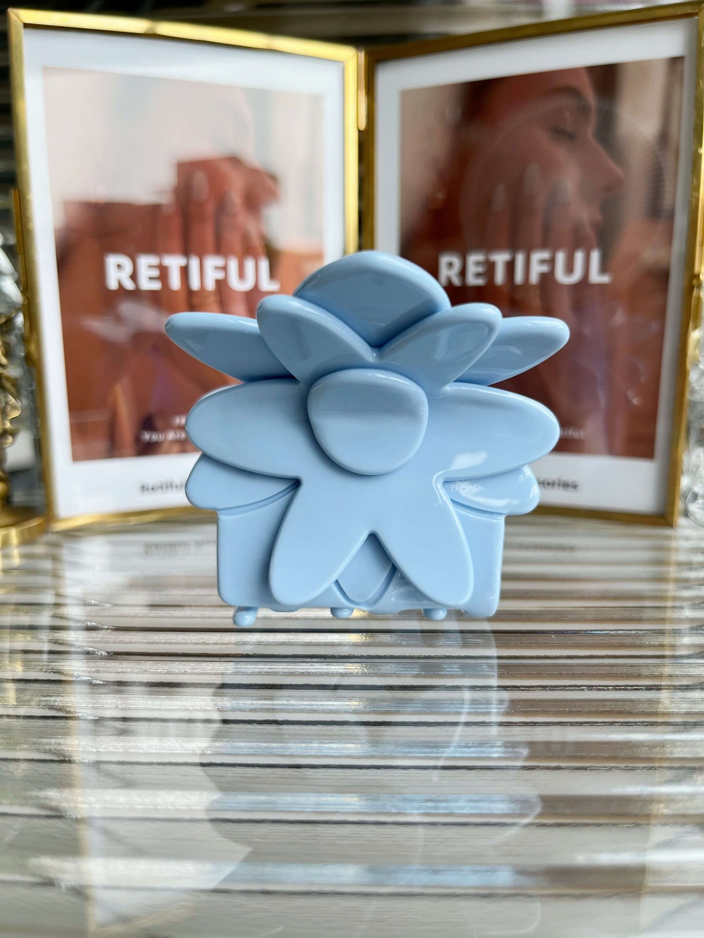 Dahlia Flower Claw Clip In Blue