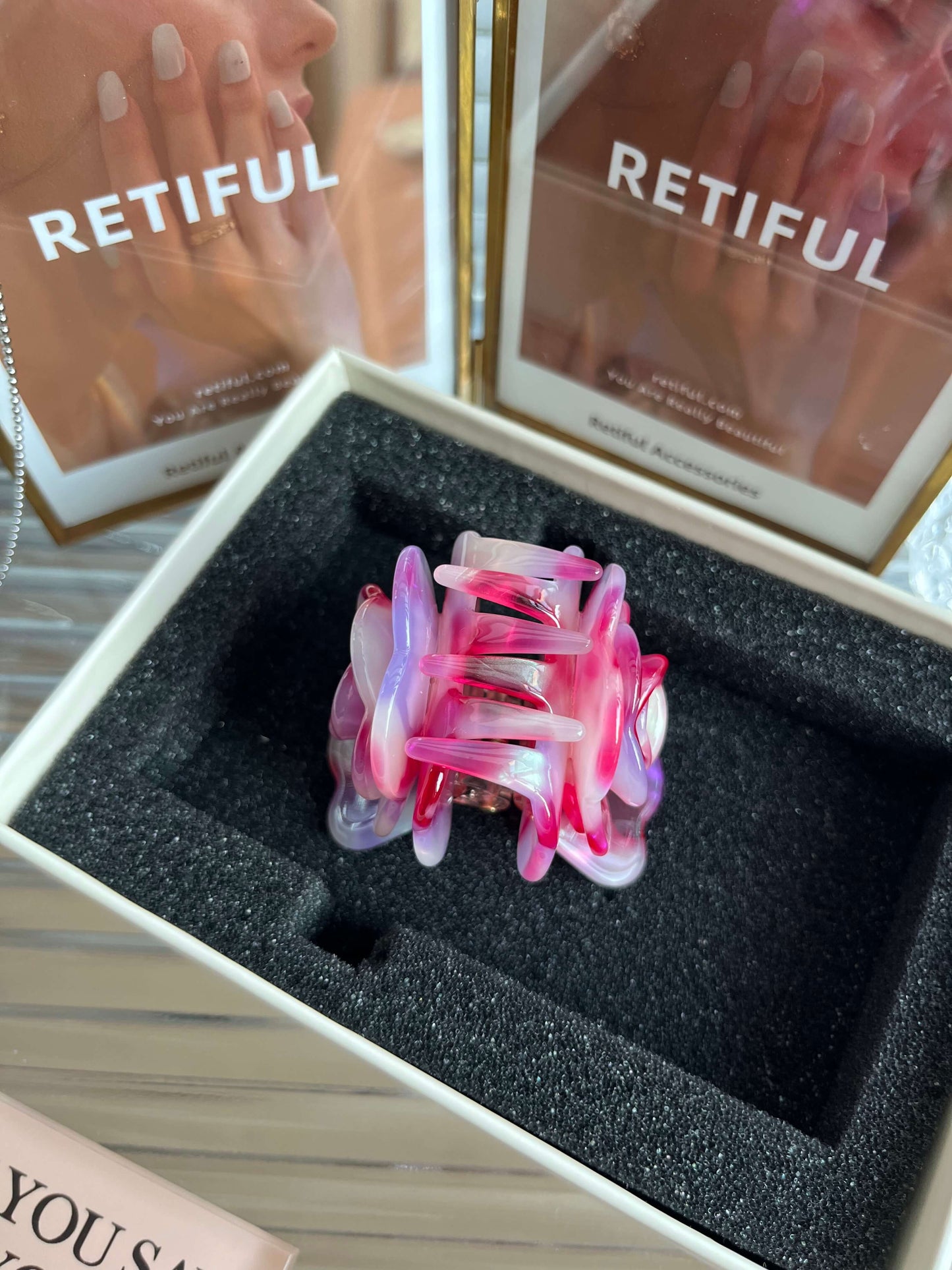 Rose Claw – Cotton Candy Pink