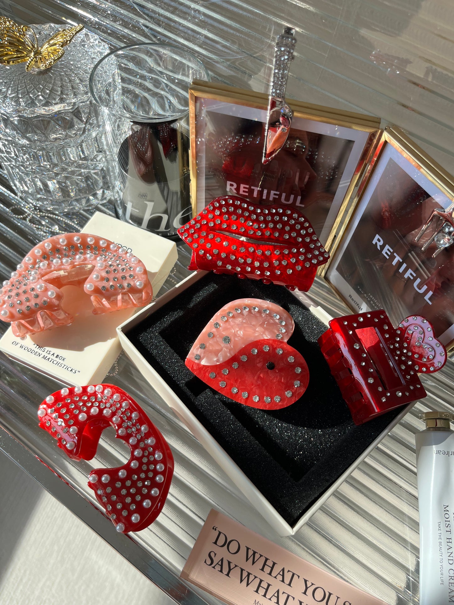 Pinza para el pelo Kiss Me Red Lips