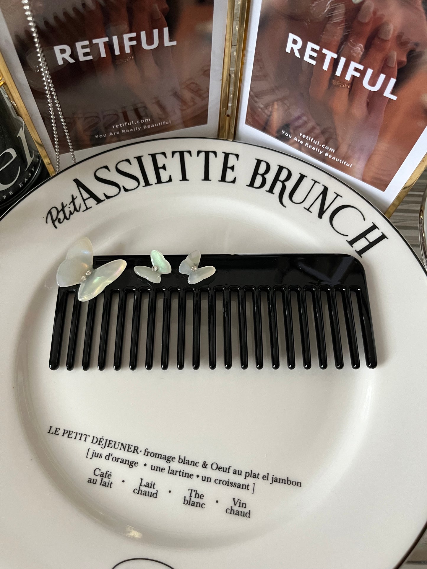 Elegant Black&White Butterfly Comb