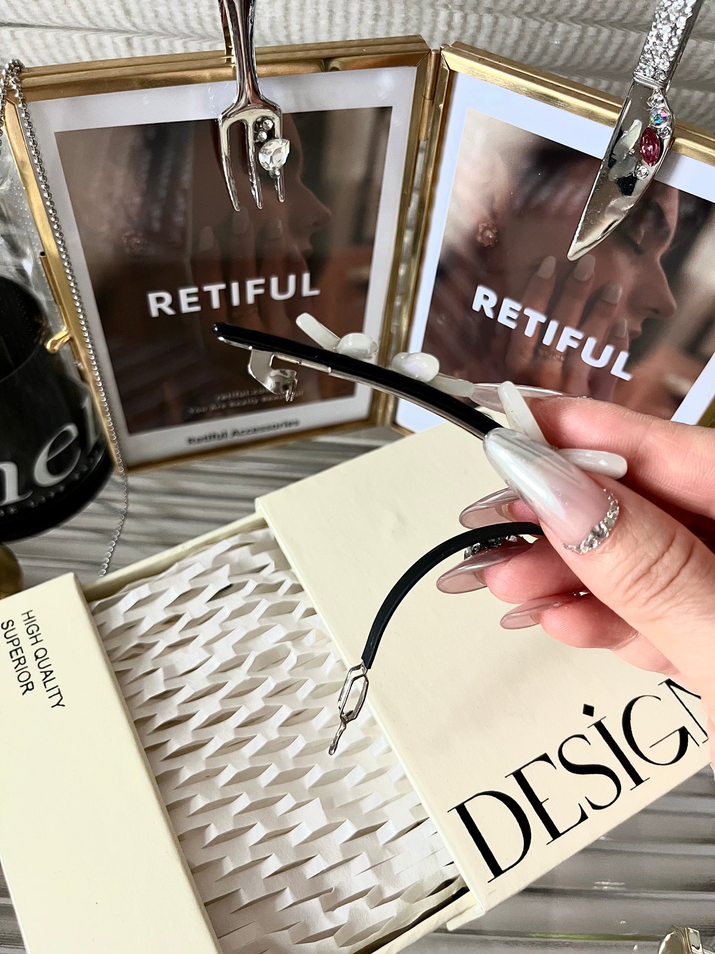 Elegant Black&White Butterfly Barrette Hair Clip