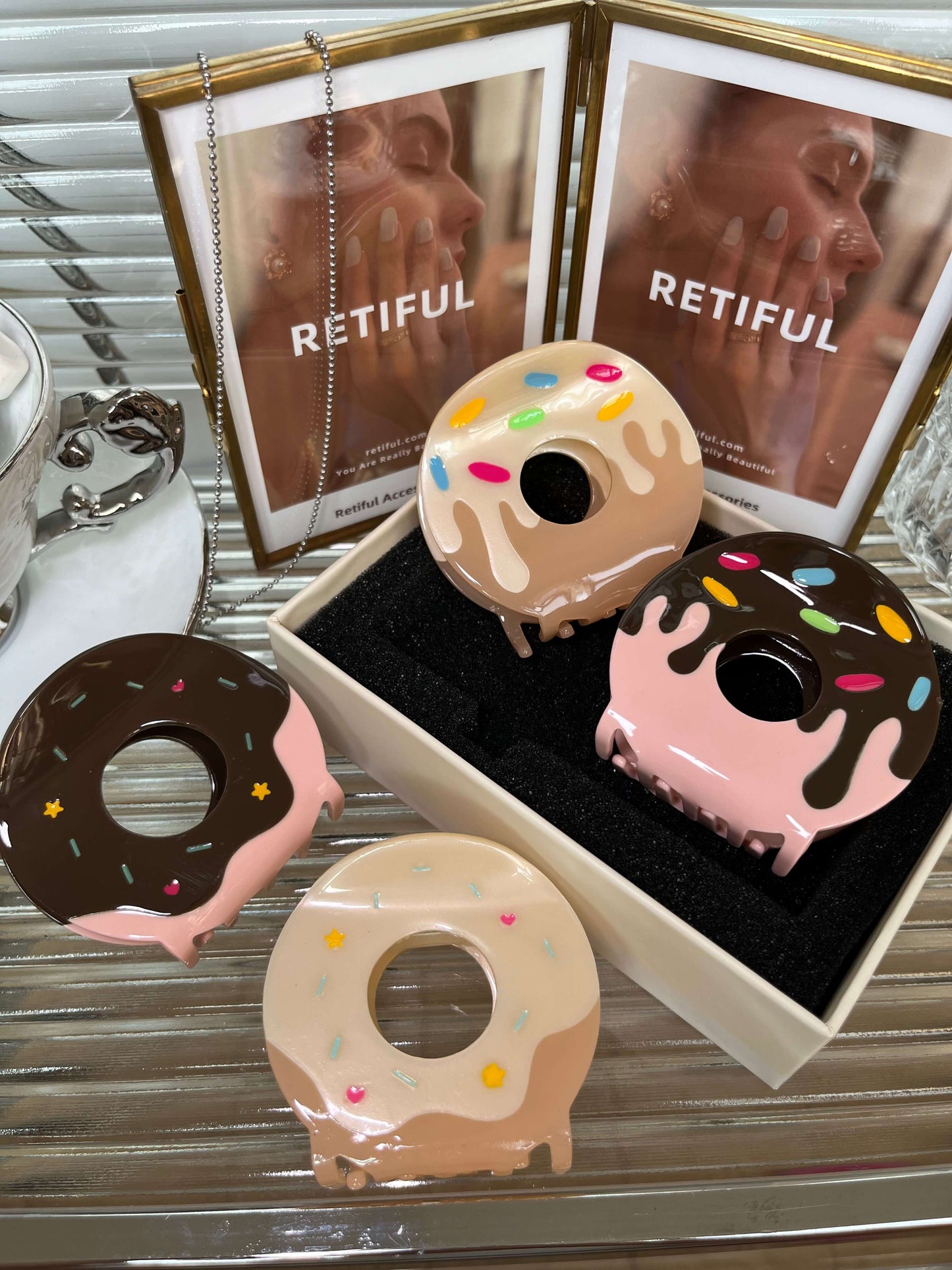 Donut Hair Claw B