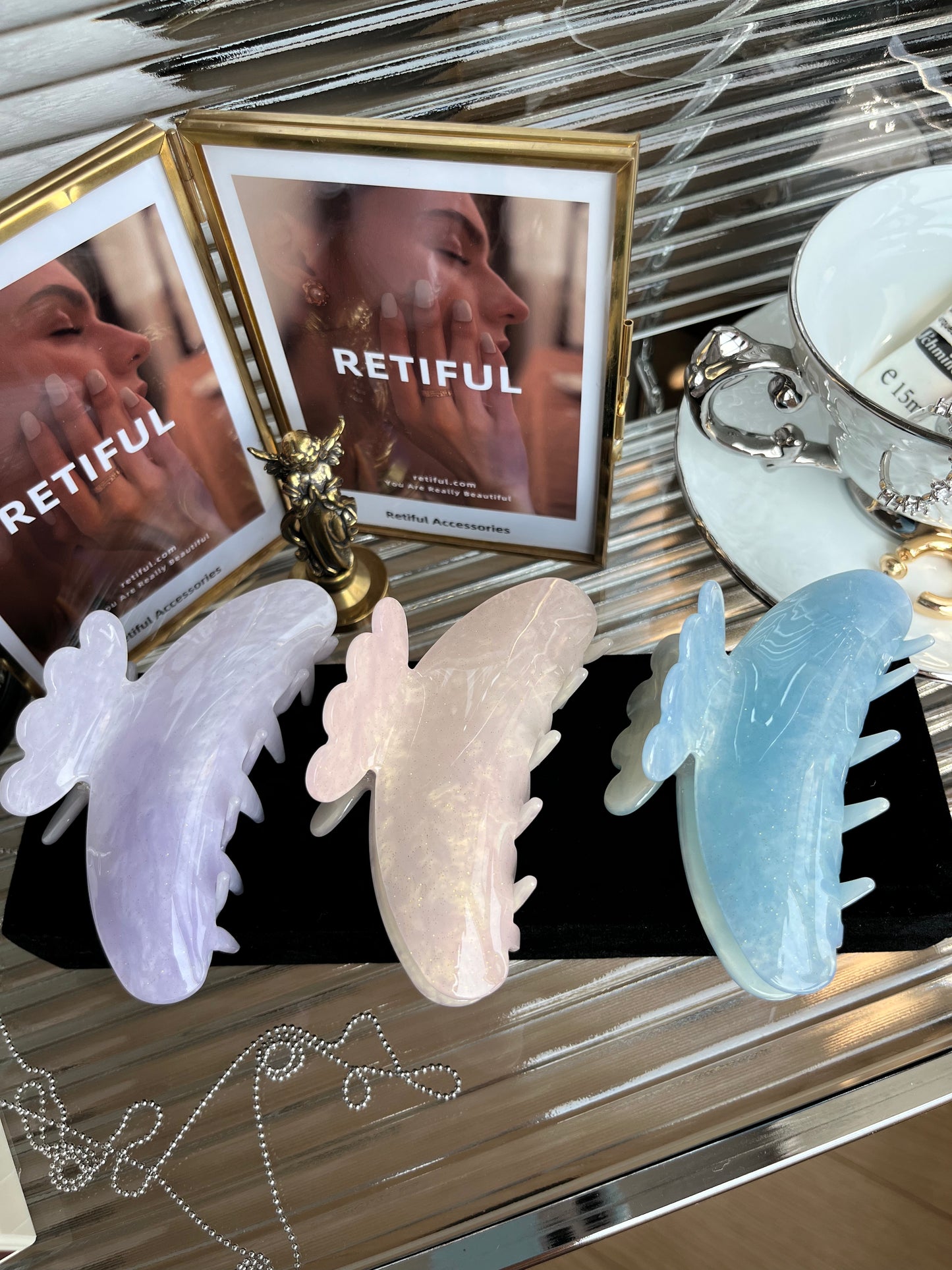 Color Changing Hair Claw (Beige)