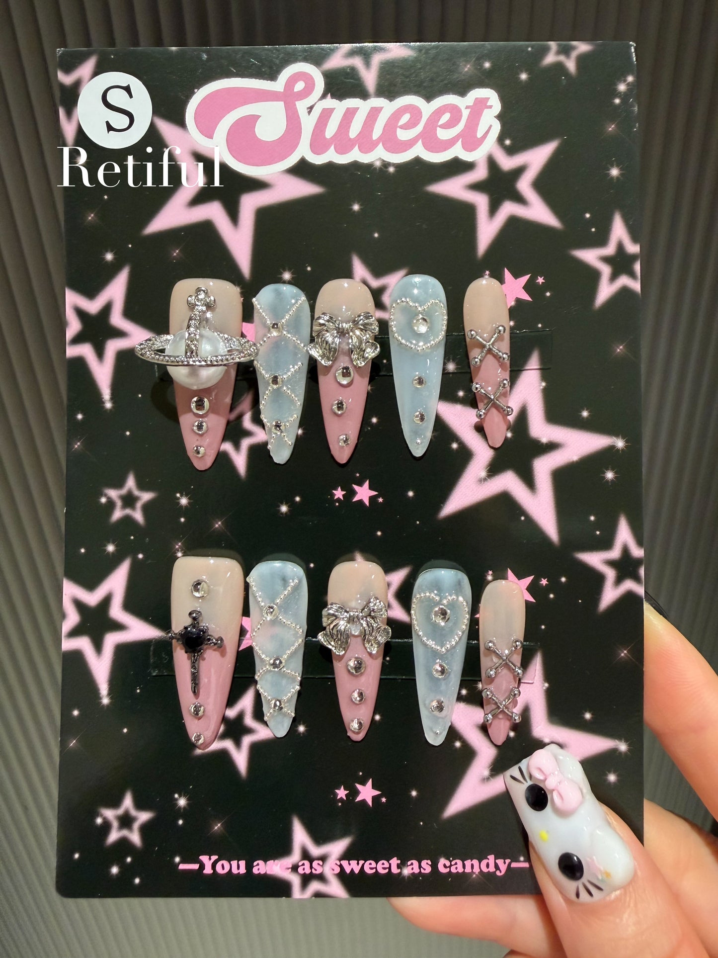 L0018 Press-On Nails