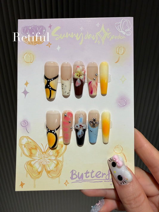 L0075 Flower Press-On Nails