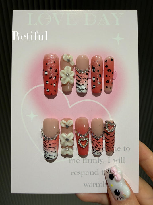 L0080 Flower Press-On Nails