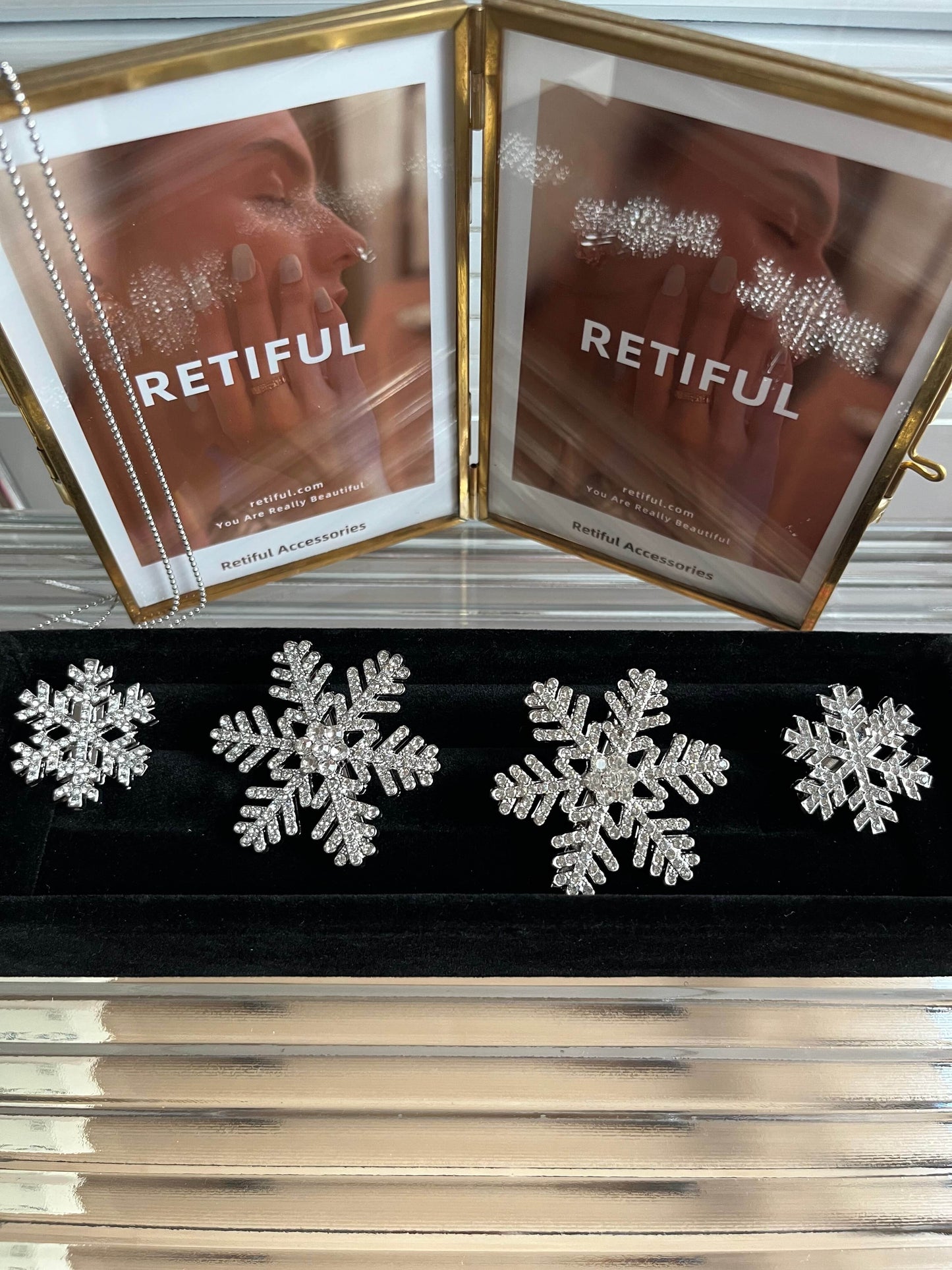 Sparkling Snowflake Hair Clip Set