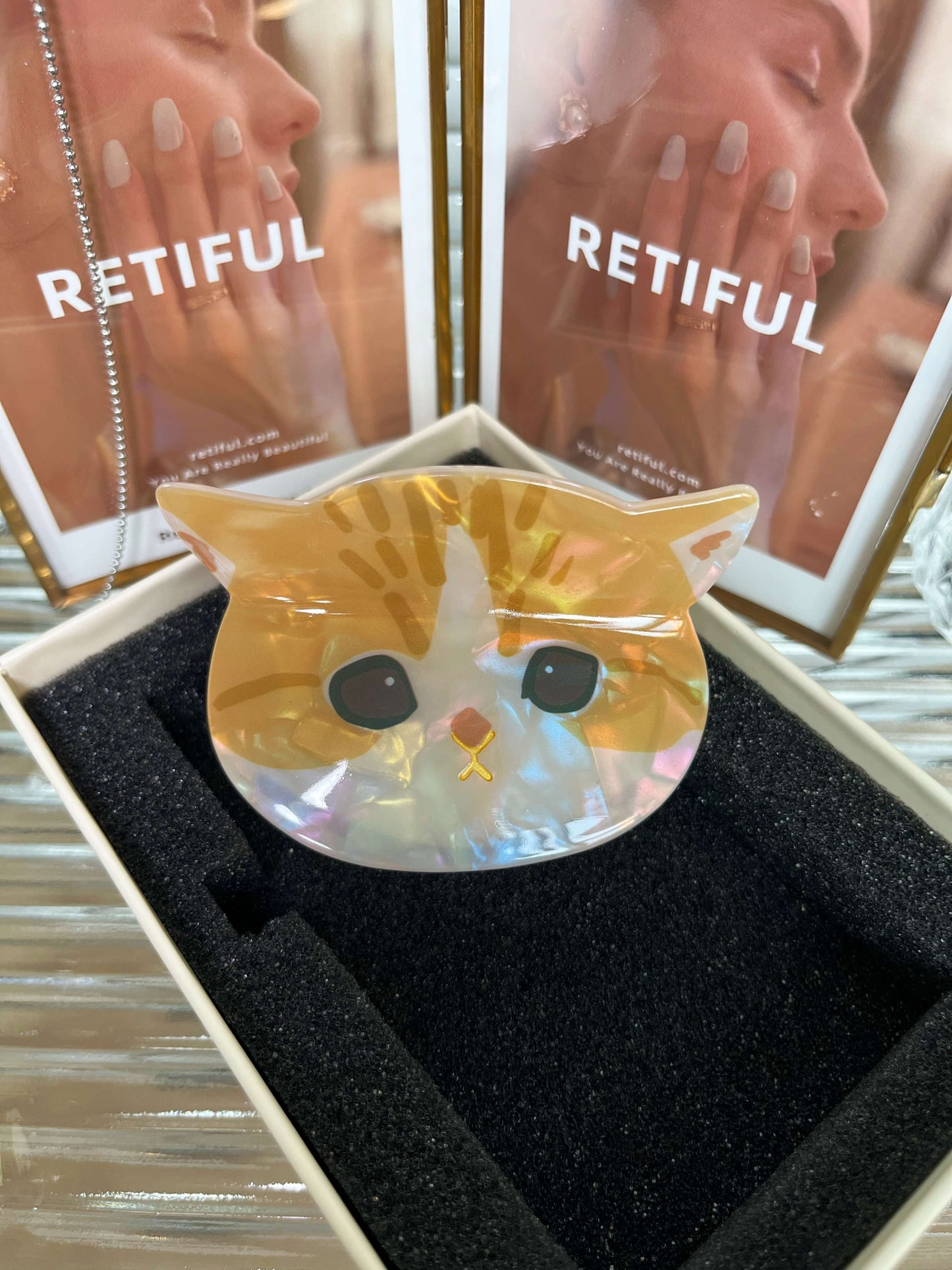 Cute Cat Hair Claw
