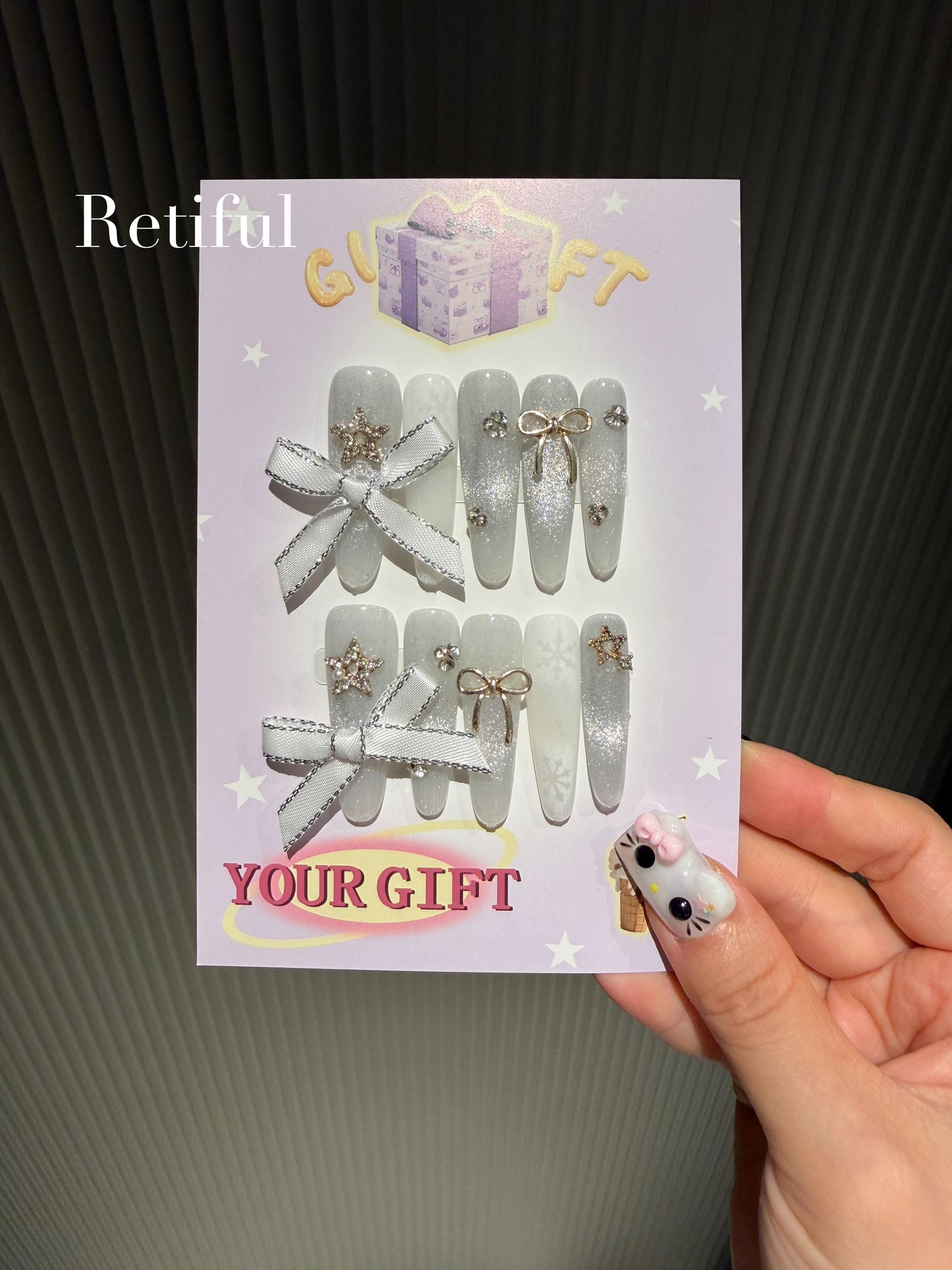 L0004 Snowflake Winter Christmas Press-On Nails