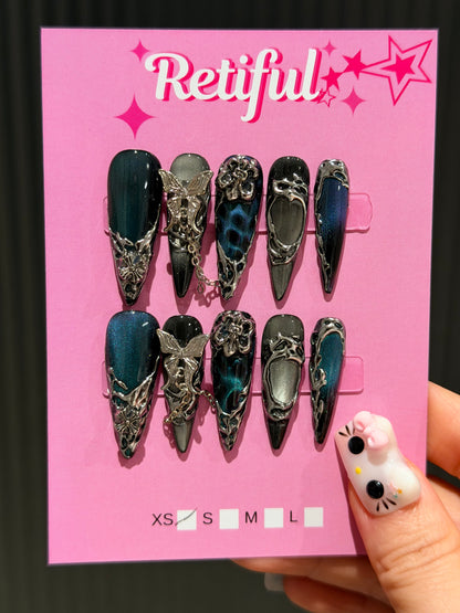 L0082 Liquid Metal Butterfly Long Press-On Nails (XS)