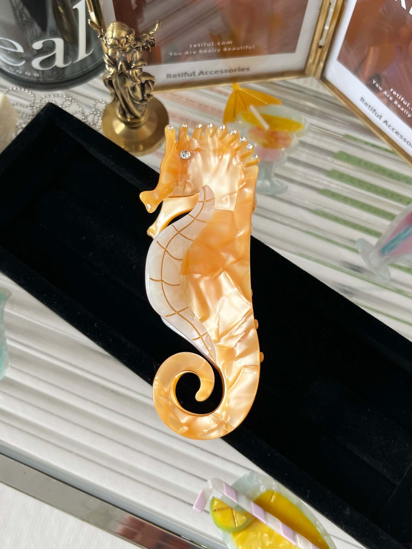 Seahorse Hair Claw (Orange)